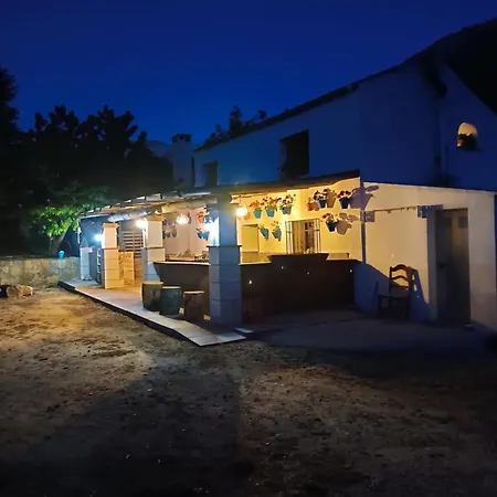 Guadalupe De La Fuenfria Country house Igualeja